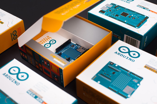 ARDUINO RETAIL PACKAGING
